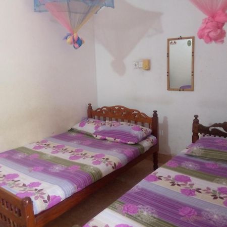 Kunam Beach Rest Inn باتيكالوا المظهر الخارجي الصورة
