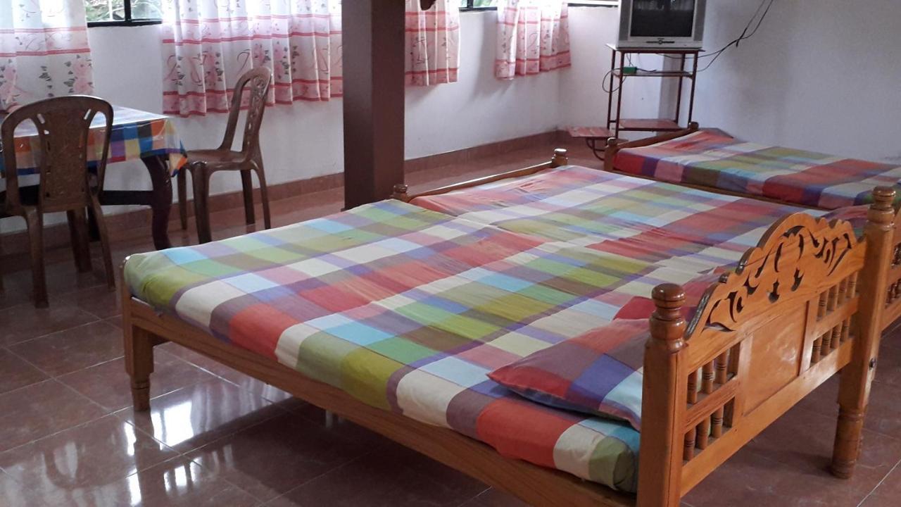 Kunam Beach Rest Inn باتيكالوا المظهر الخارجي الصورة