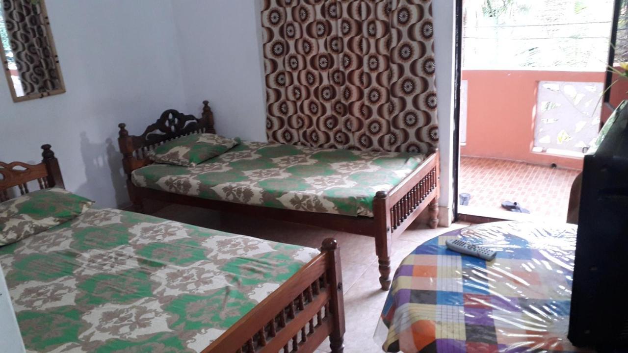 Kunam Beach Rest Inn باتيكالوا المظهر الخارجي الصورة